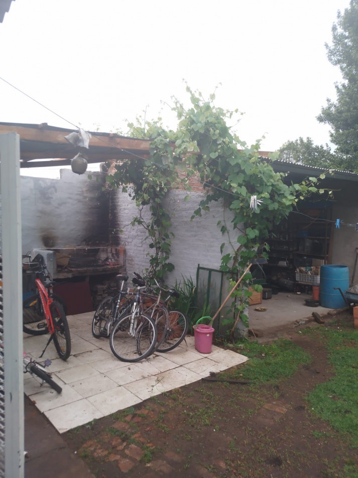 Casa sobre Hipolito Delgado