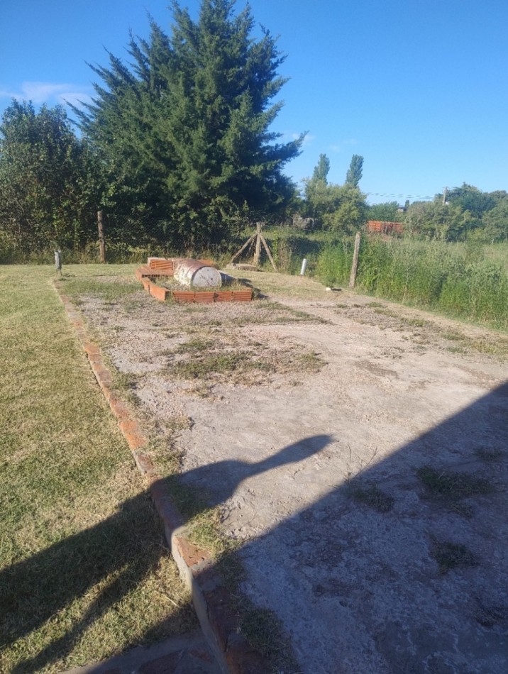 Galpon, con Loft y cimientos de casa en venta!