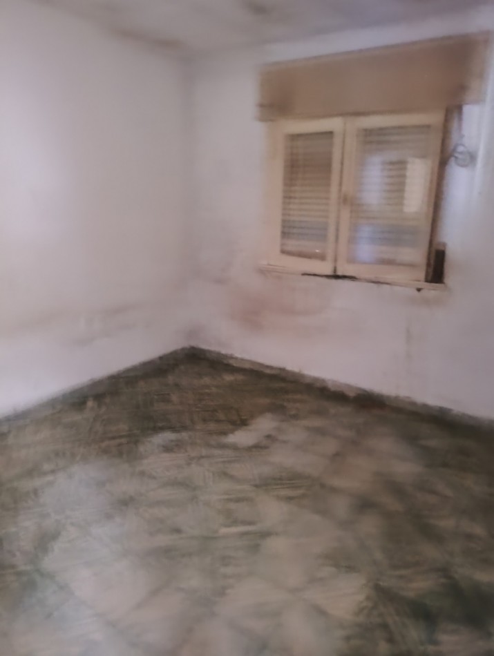 Casa a remodelar en venta! 